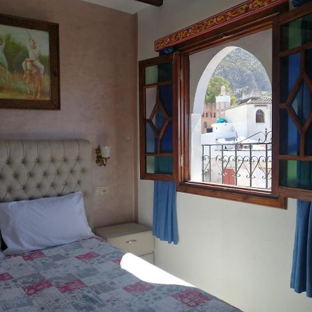Guest House Yasmina シェフシャウエン エクステリア 写真