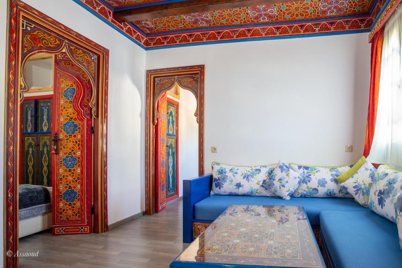 Guest House Yasmina シェフシャウエン エクステリア 写真