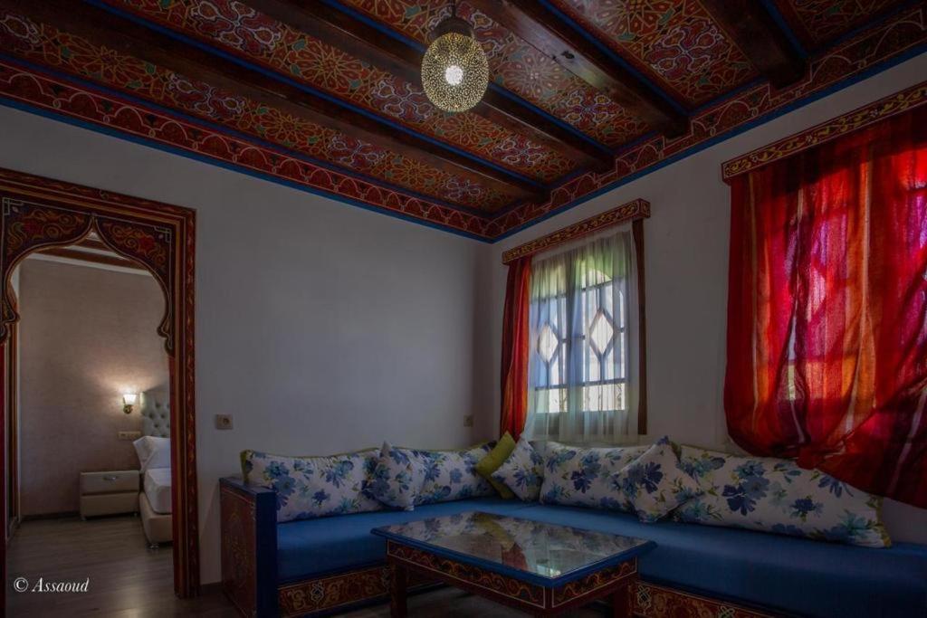 Guest House Yasmina シェフシャウエン エクステリア 写真