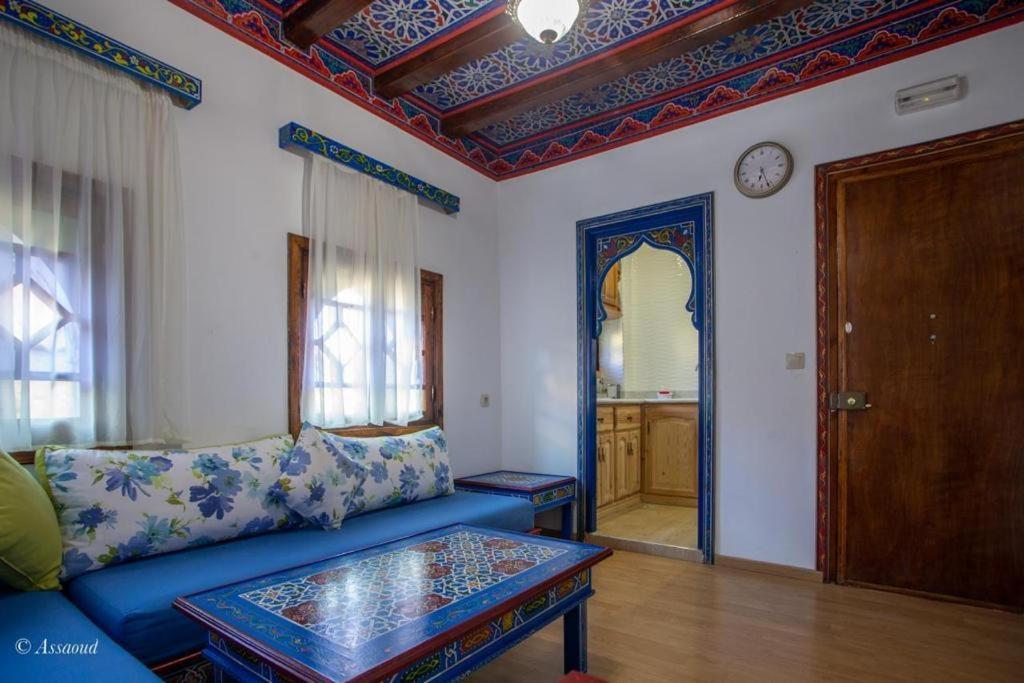 Guest House Yasmina シェフシャウエン エクステリア 写真